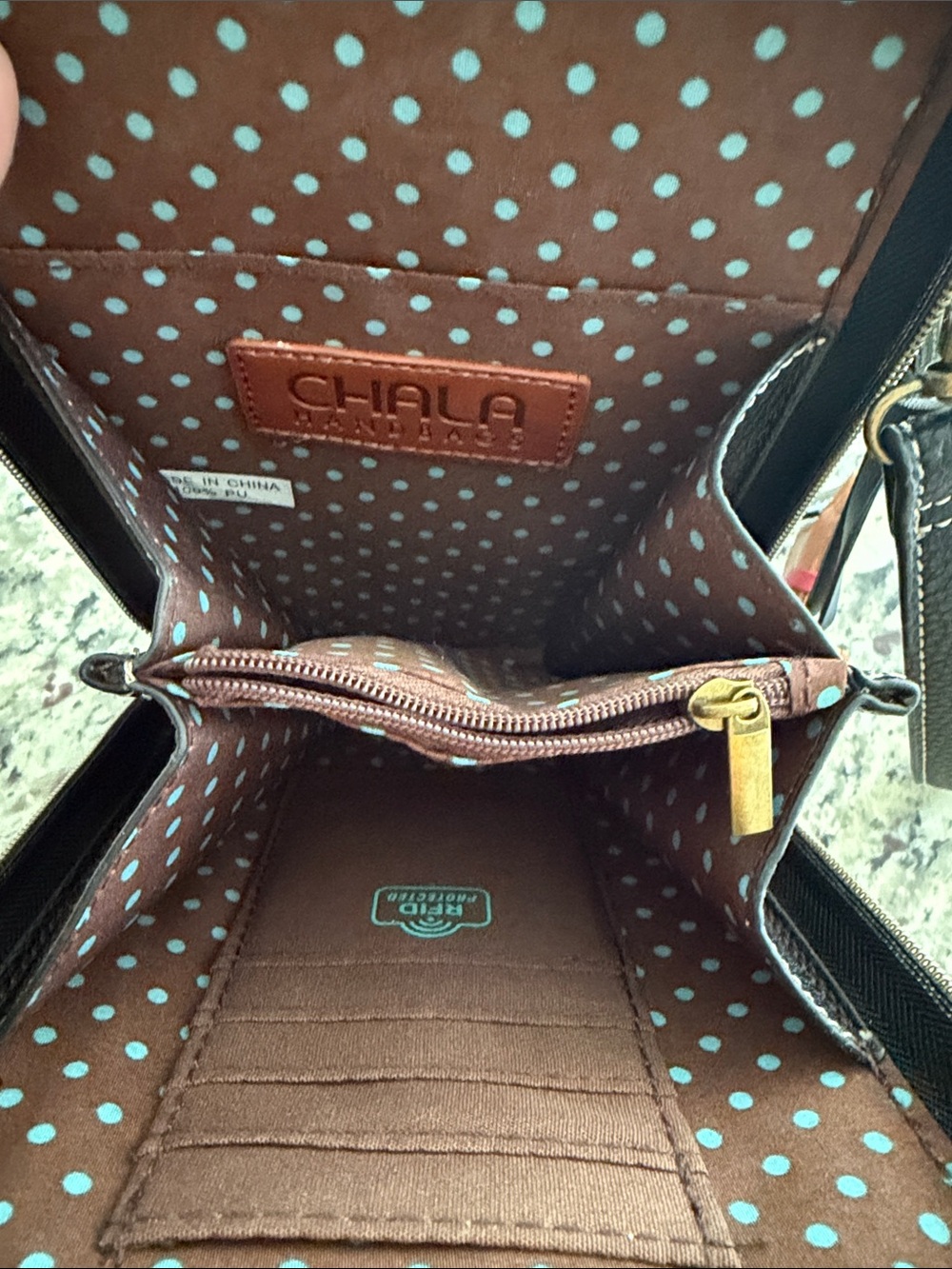 Chala Snap Crossbody bag features a whimsical, embossed paw print - Picture 5 of 5